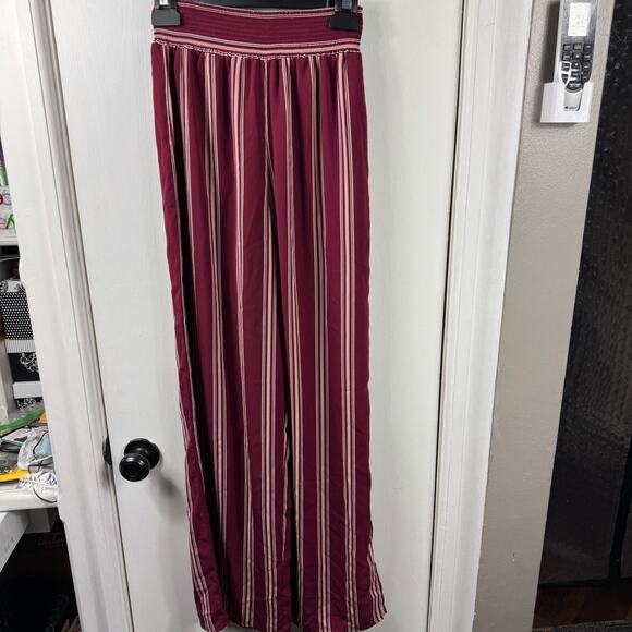 Forever 21 Contemporary Maroon Striped Wide Leg Pants Smocked Waist Small - Picture 3 of 9